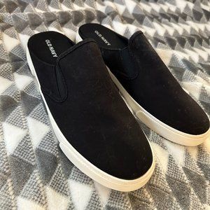Old Navy Canvas Mule Sneakers